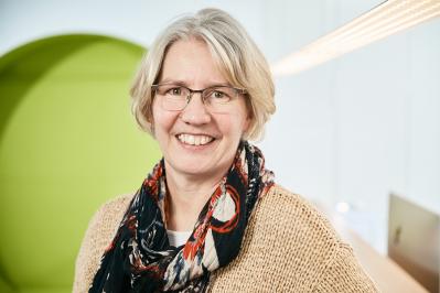 DR. NATASJA VAN DEN ENGEL